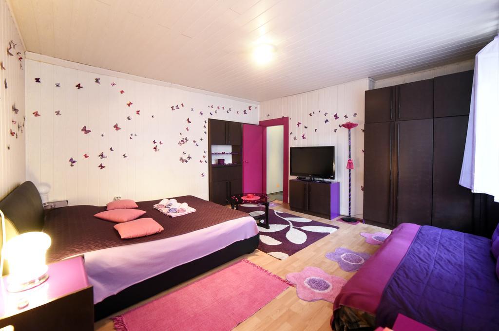 Apartment Orange Purple Blue Zagreb Exterior foto